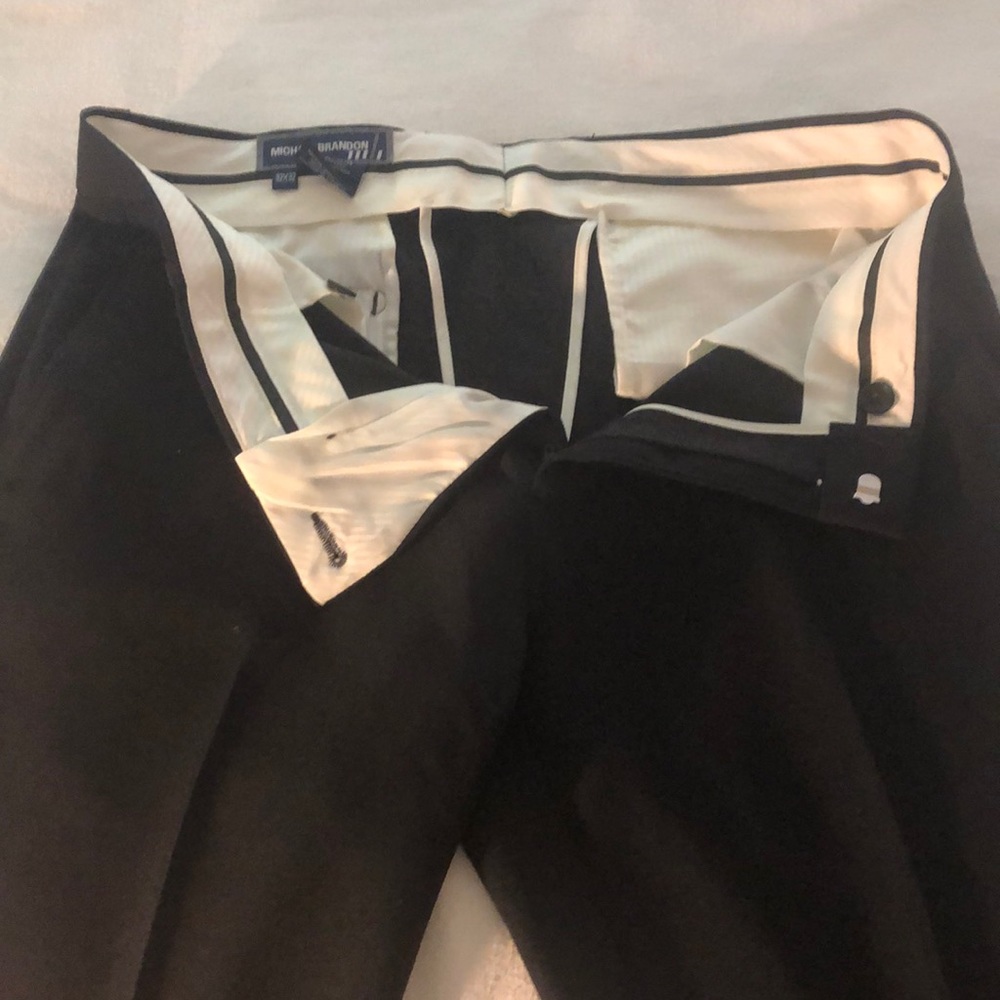 Michael Brandon man’s dress pants. Flat waist. Condition like new.